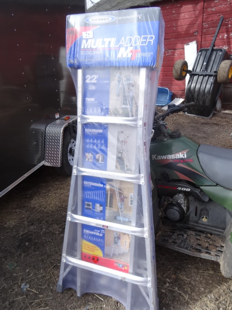 lot 25 image: New Werner multi ladder. Model MT-22. 22
