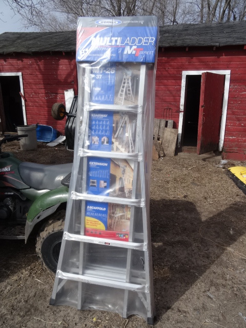 lot 26 image: New Werner multi ladder. Model MT-26. 25