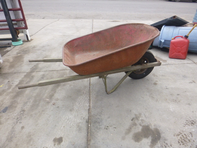 lot 26 image: Wheel Barrow