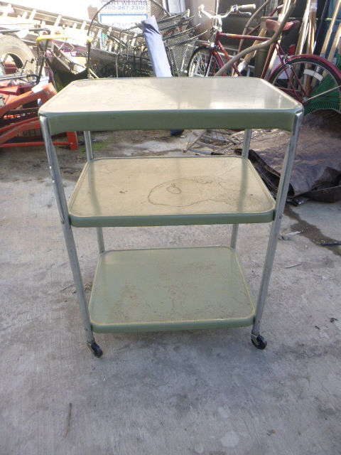 lot 40 image: Vintage Kitchen Cart