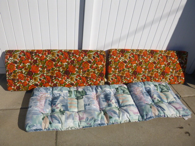 lot 46 image: 3 Cushions