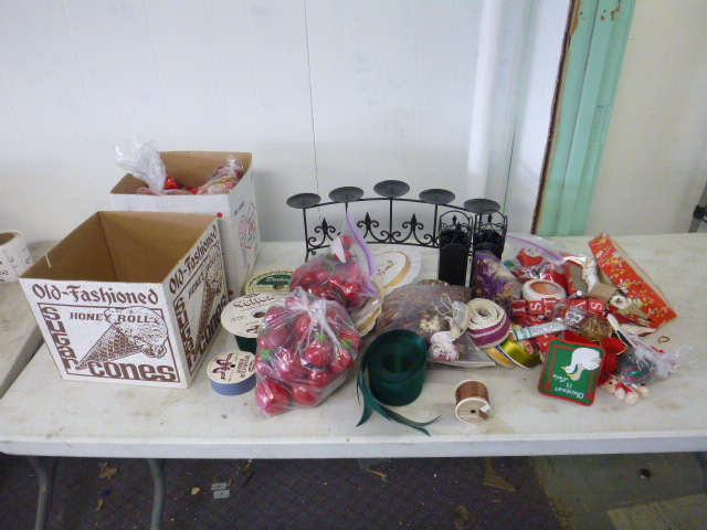 lot 86 image: Miscellaneous Home Dcor