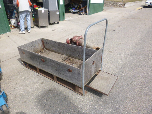 lot 91 image: Homemade Ice Fishing Sled