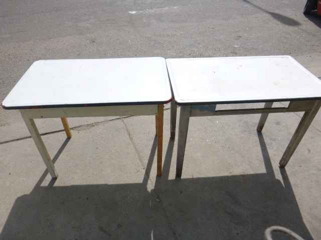 lot 94 image: 2 Old Small Tables