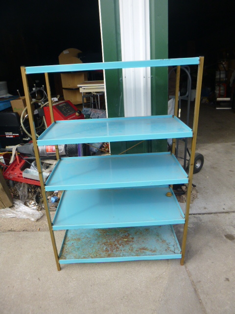 lot 100 image: Old Metal Shelf