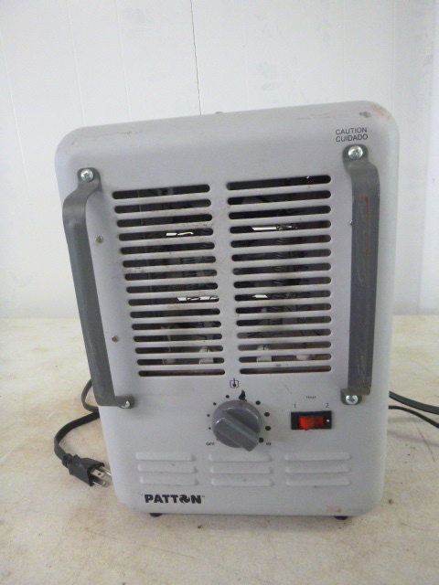 lot 104 image: Patton Electric Heater