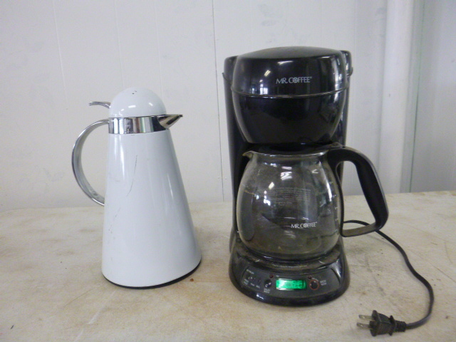 lot 105 image: Mr. Coffee Coffee Maker