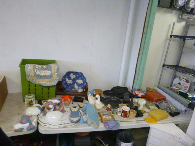 lot 112 image: Miscellaneous Items