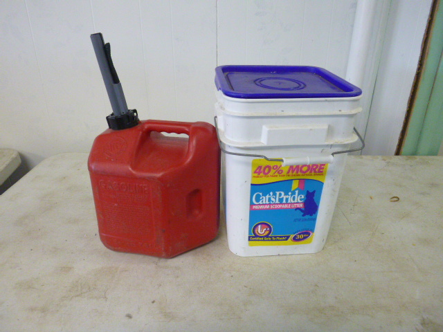 lot 114 image: Gas Can