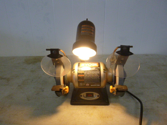 lot 120 image: Ryobi Bench Grinder