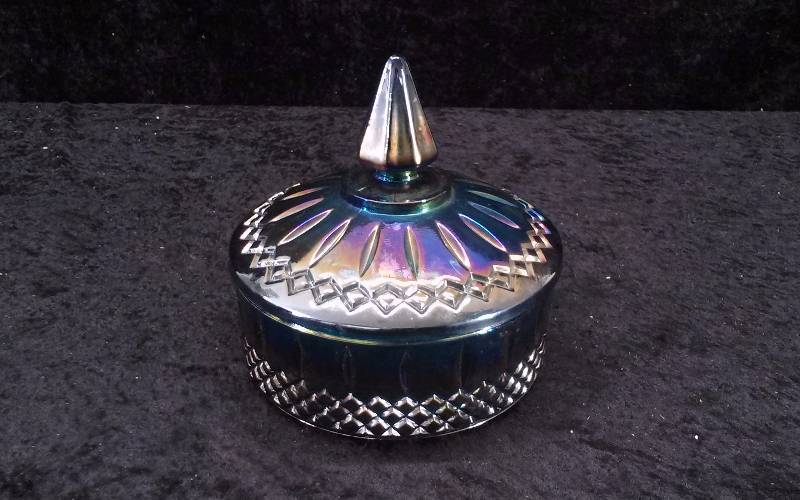 lot 12 image: Carnival Glass Candy Dish with Cover, nice condition.