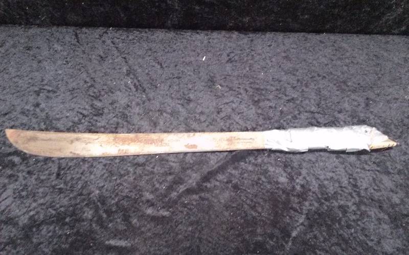 lot 44 image: Machete 30