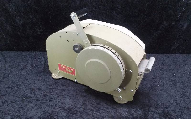 lot 49 image: Vintage Better Pack 333 Dispenser