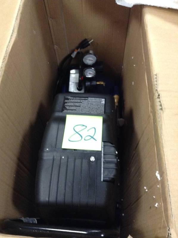 lot 82 image: CH 8 Gallon Air Compressor