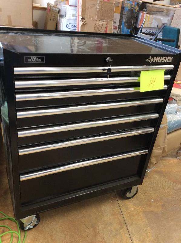 lot 14 image: Husky 5 drawers Tool chest