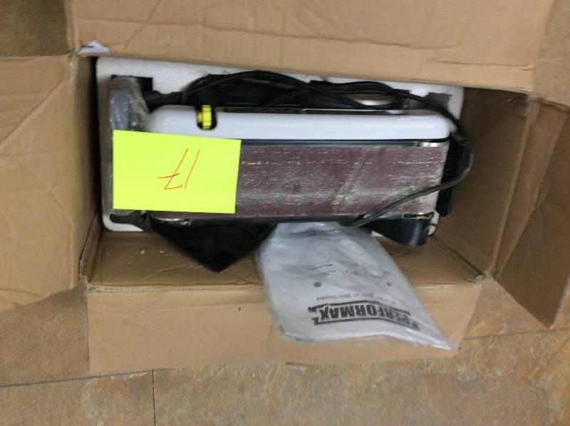 lot 17 image: Performax 4 x 6 BeltDisc Sander used