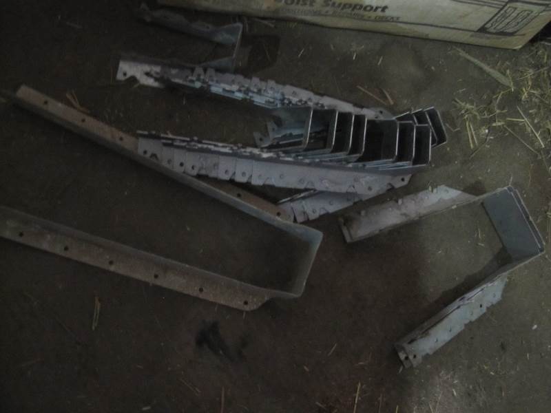 Joist brackets  supports