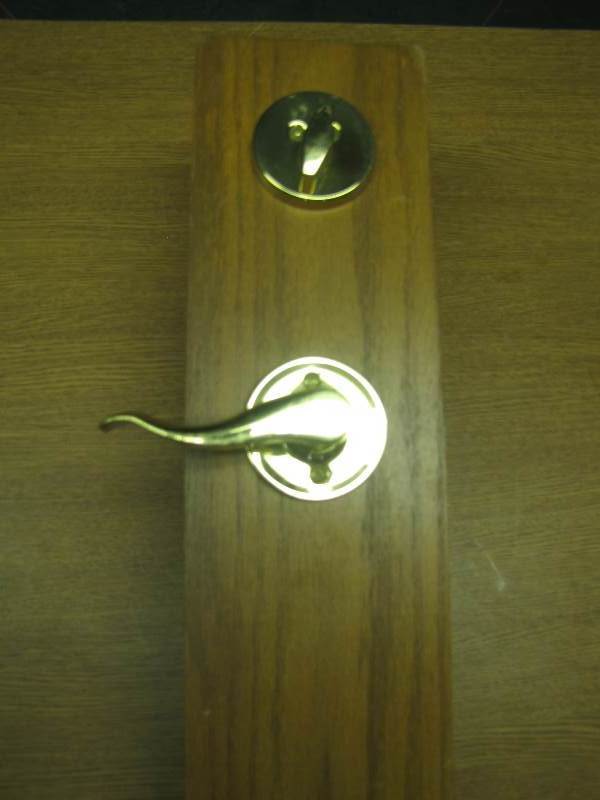 Front Door Entry w  Deadbolt