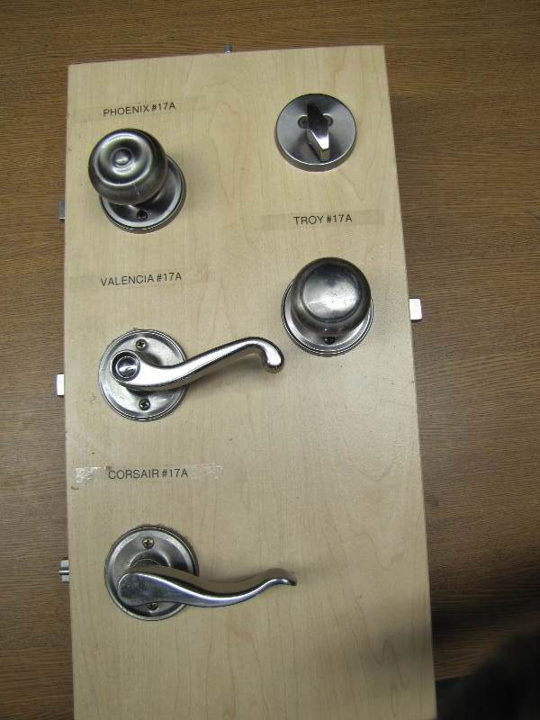 3 Interior Knobs plus 1 Exterior
