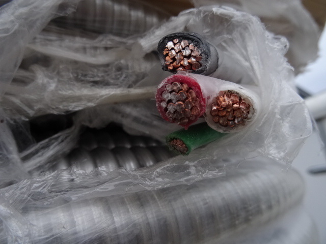 Encore MC-AL 13 500 Copper wire.
