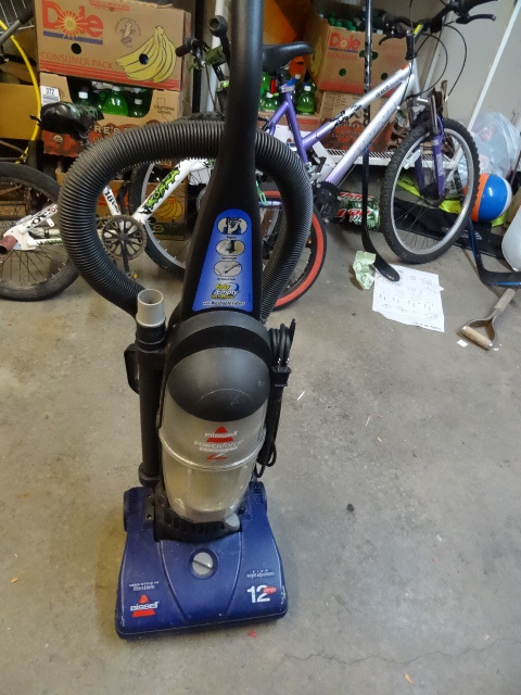Bissell power force bagless vacuum....