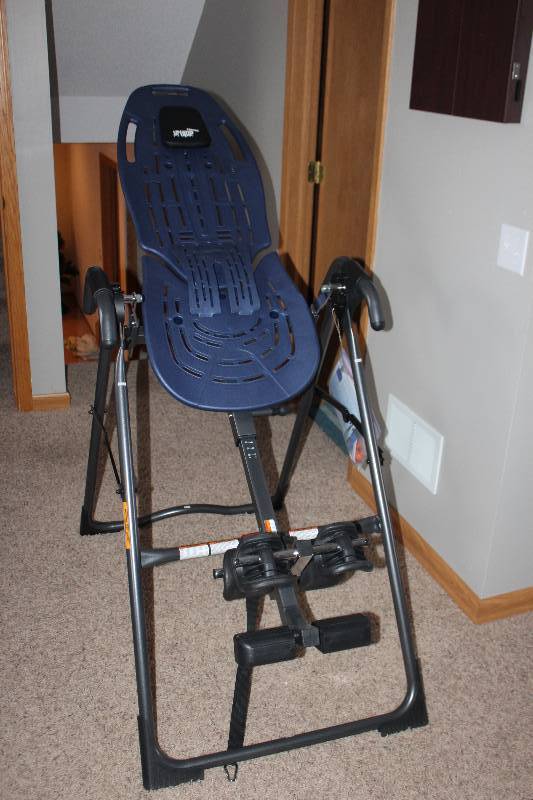 lot 33 image: Teeter Hang-Ups Gravity Exercise Chair