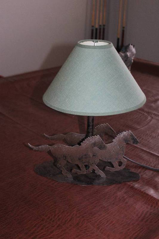 lot 38 image: Horse Lamp