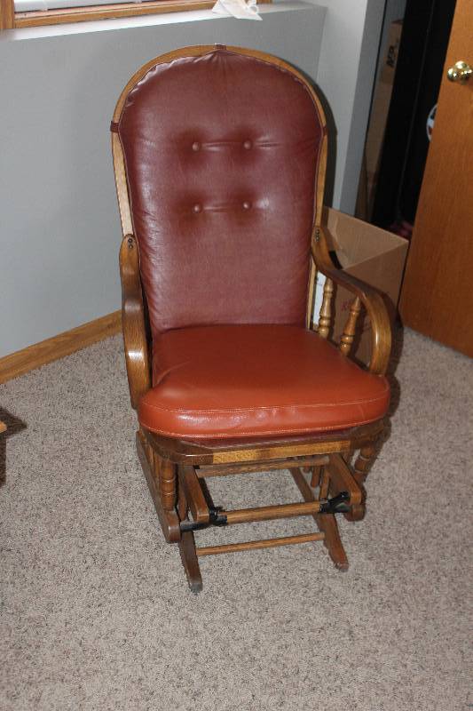 lot 48 image: Leather Wood Glider Chair