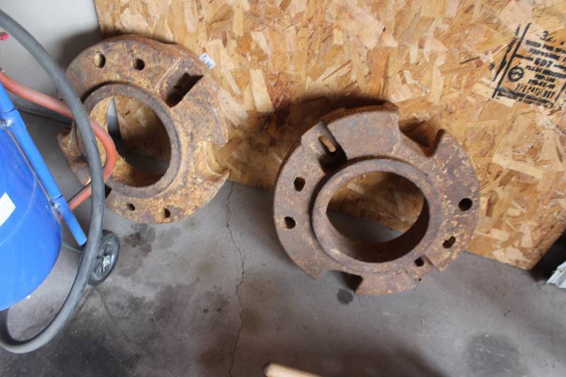 lot 78 image: John Deere Wheel Weights