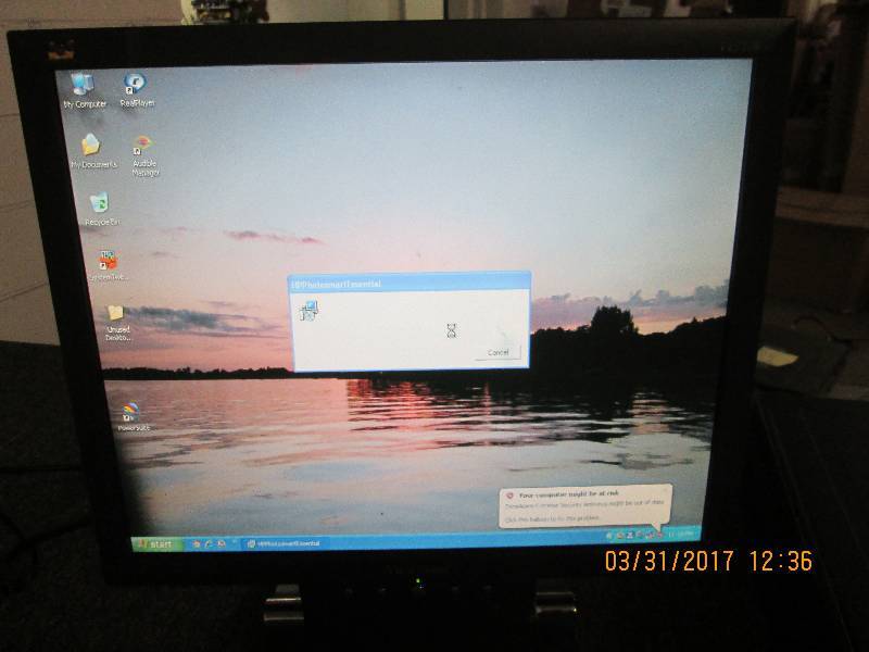 hp computer boots to windows xp com...