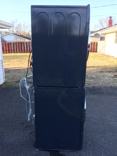 GE Stackable Washer and Gas Dryer $1,200 RETAIL