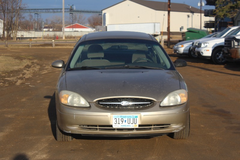2001 Ford Taurus SES - 95,862 Miles