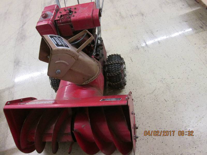 lot 1 image: toro 732 snowblower 2 stage with el...