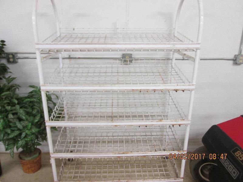 lot 4 image: white heavy duty metal shelf unit o...