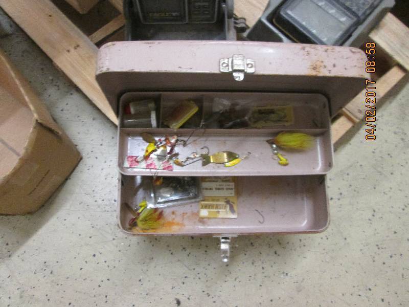 lot 7 image: old tackle box with some tackle, 1 ...