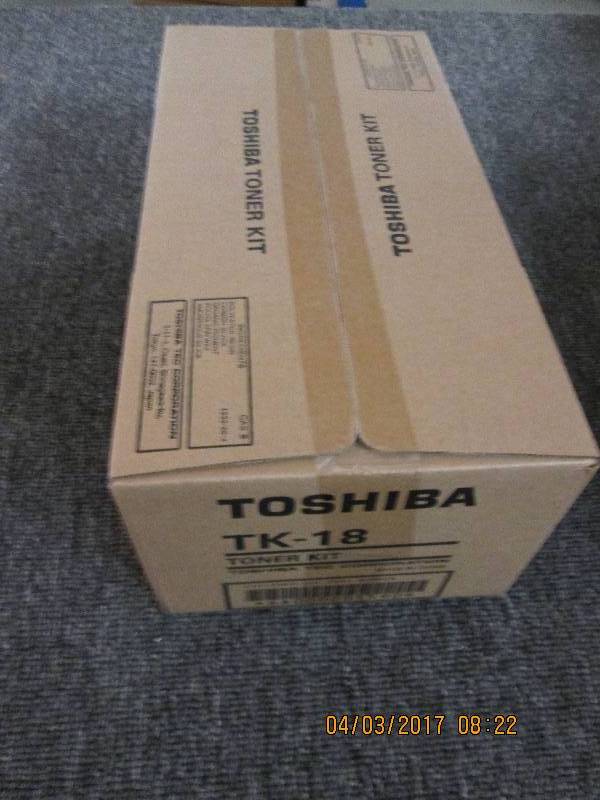 lot 47 image: new Toshiba tk18 black toner cartri...