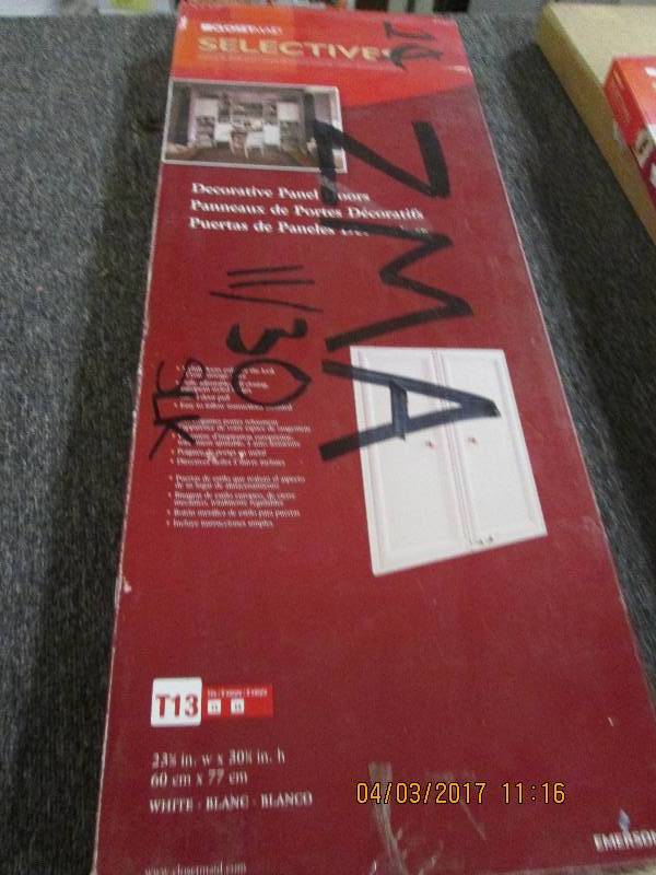 lot 71 image: 1 closetmaid white decorative panel...