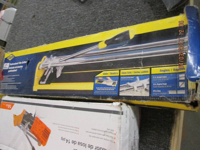 lot 74 image: lot of tile cutters 1 650 xt electr...