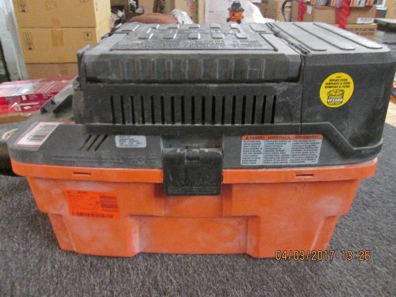lot 80 image: rigid 4 gallon vacum tested and wor...
