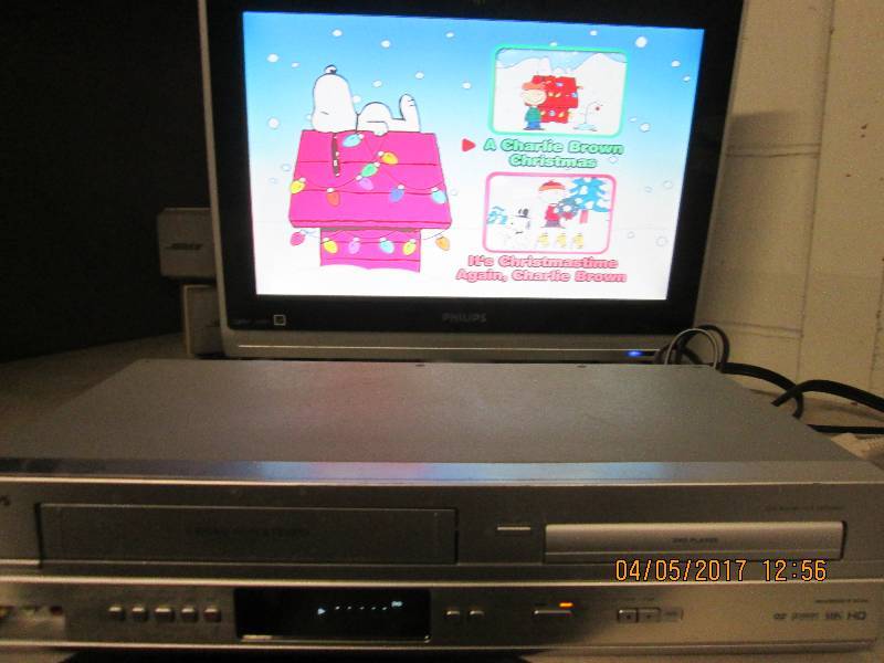 lot 132 image: philips dvdvhs player both tested ...