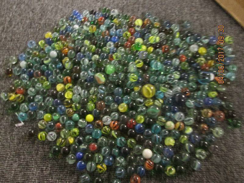 lot 141 image: big lot of marbles ...