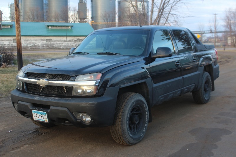 2002 chevrolet avalanche k2500 3 4 ton 8 1l big block mnautoauctions com 306 k bid 2002 chevrolet avalanche k2500 3 4 ton