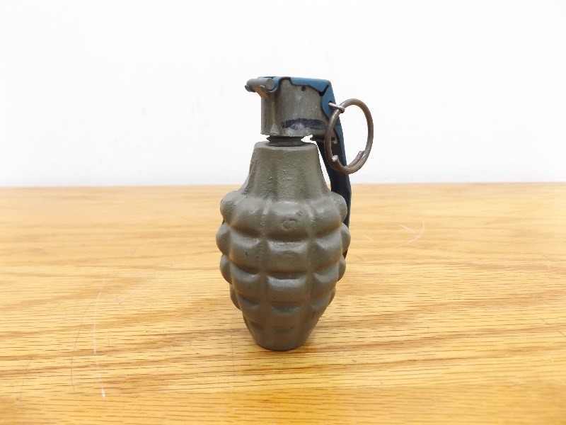 lot 8 image: Vintage Decommissioned Pineapple Grenade 