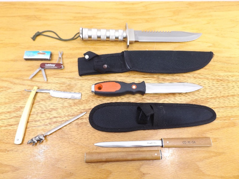 lot 40 image: Lot of Knives, Straight Razors, and Letter Openers