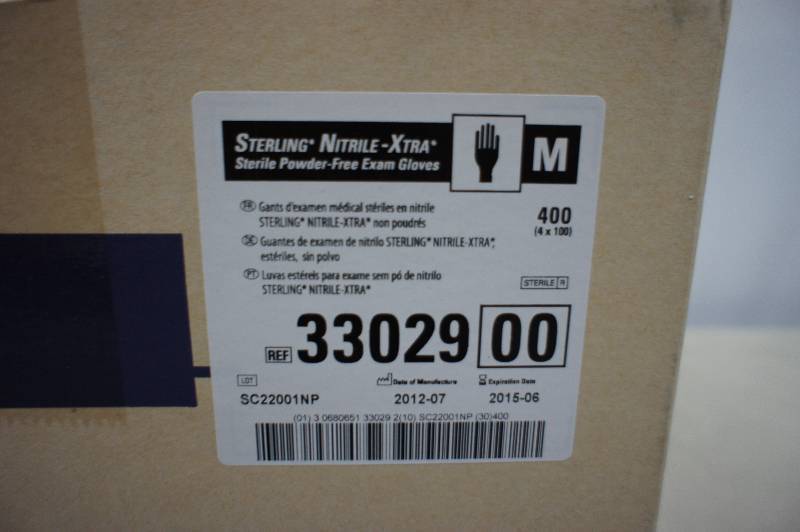 lot 77 image: 1 Case of Kimberly Clark - Sterling Nitrile - Xtra Sterile Powder Free Exam Gloves Size Medium - 400 Pairs of Gloves
