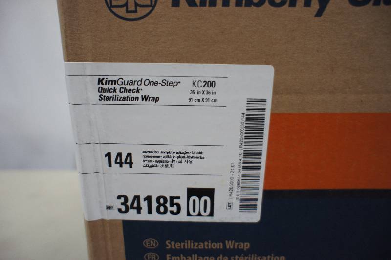 lot 80 image: 1 Case of Kimberly Clark - Kim Guard One Step Sterilization Wrap - KC200 36 x 36 - 144 Per Case