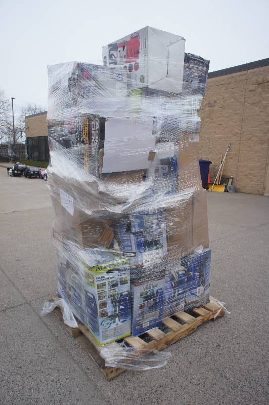 lot 126 image: 1 Large Pallet of (36) Total Pressure Washers - All Electric - Assorted PSI Levels - Wholesale Lot