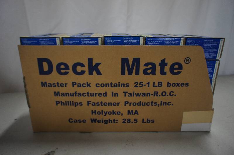 lot 133 image: 1 Case of Deck Mate 3 Lifetime Coated All Purpose Screws - 25 - 1 lbs Boxes Per Case