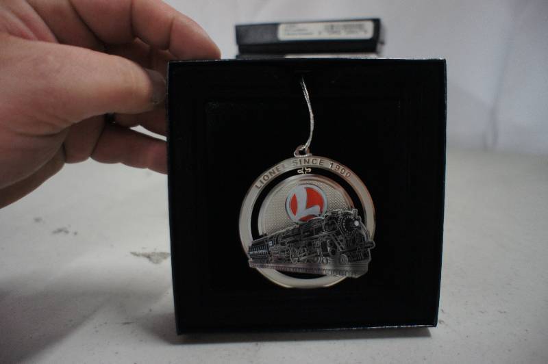 lot 137 image: Lot of 7 Lionel 2013 Locomotive Collection Ornaments