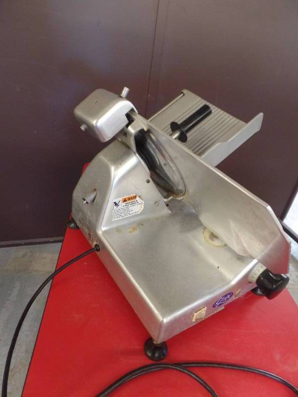 MEAT SLICER